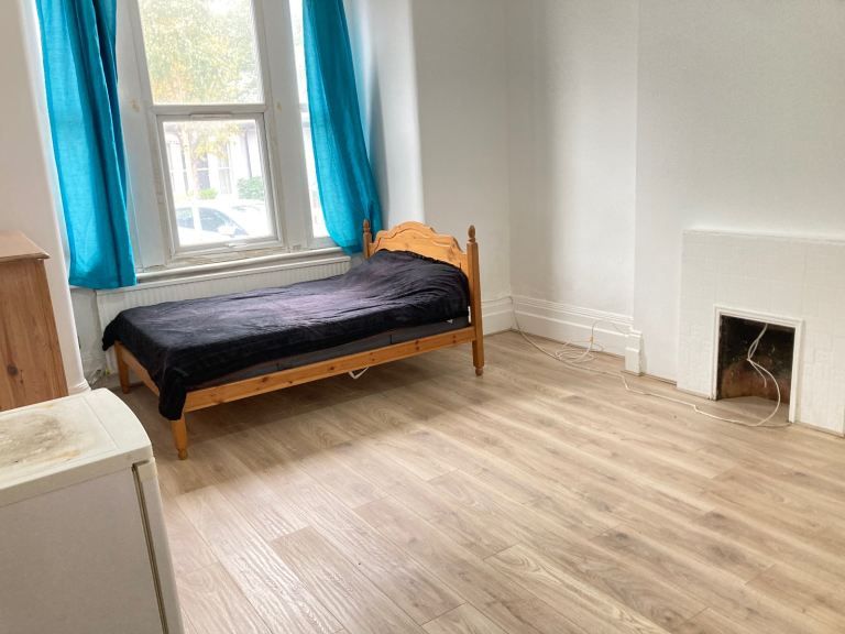 Property photo 1 of 4