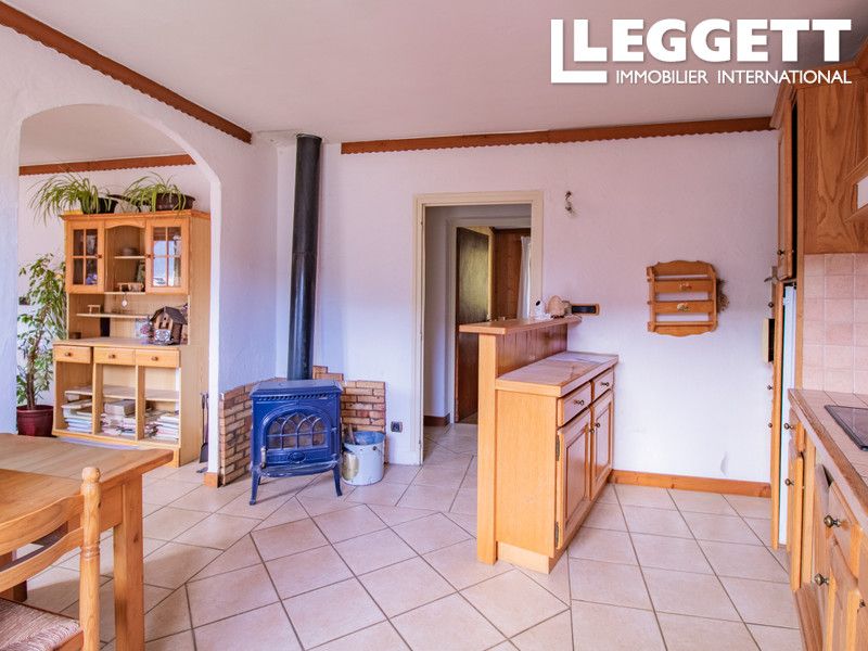 Property photo 3 of 10