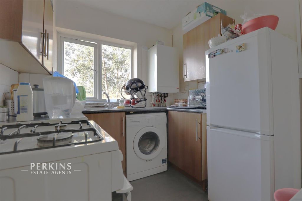 Property photo 2 of 5 Kitchen.Jpg