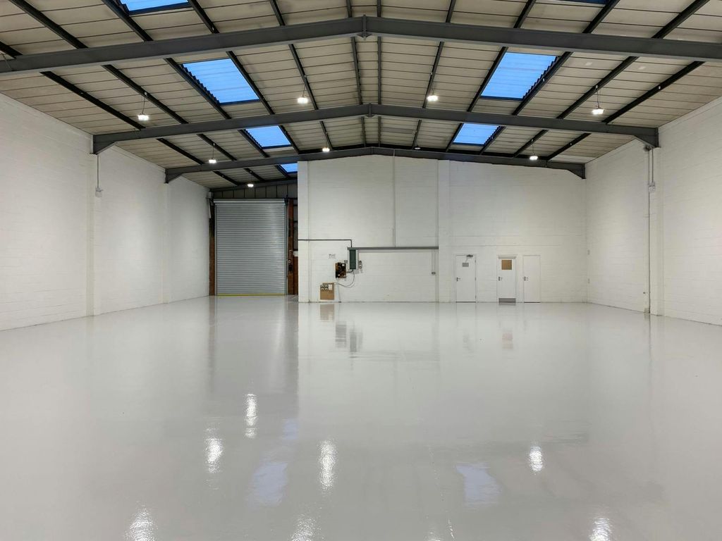 Property photo 2 of 6 6A979989-8c08-41d8-A57A-13d74227B176.Jpg