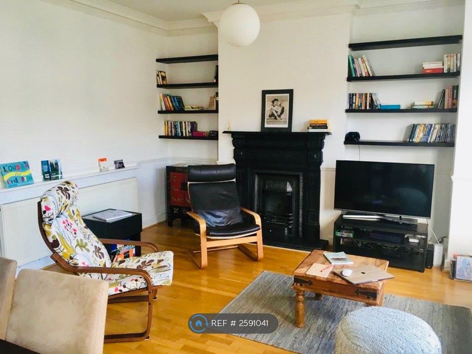 Property photo 2 of 8