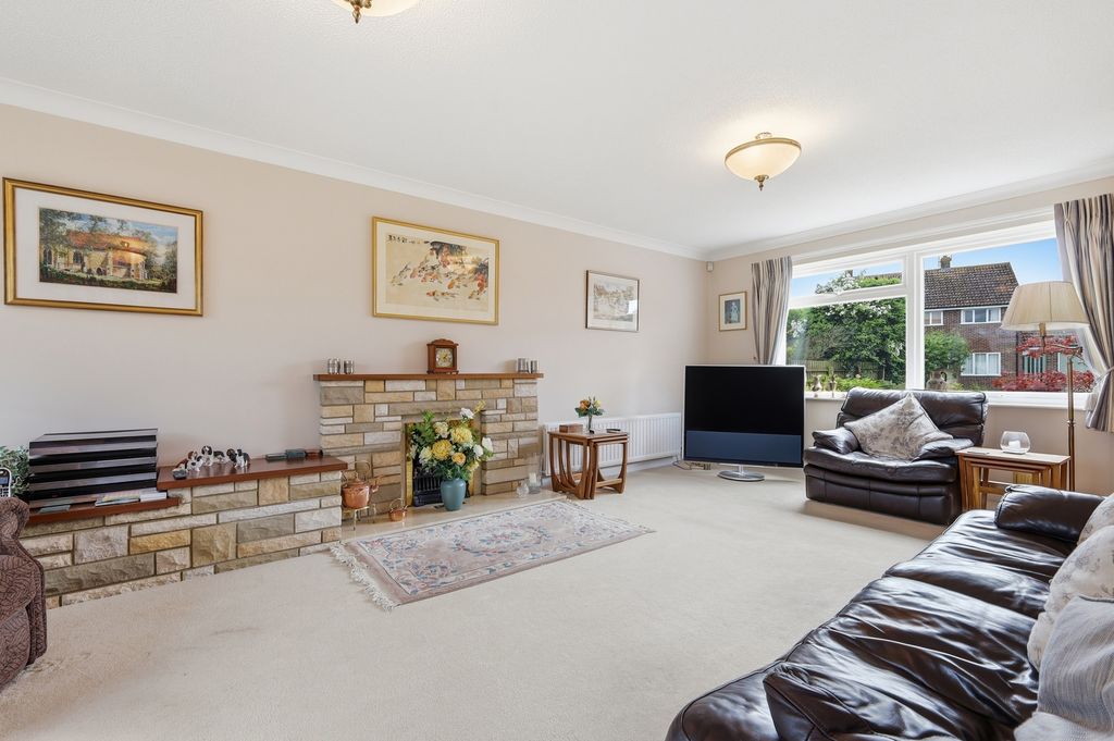 Property photo 2 of 24 7_Img_5306