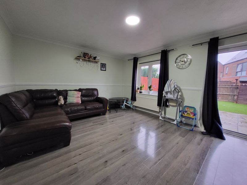 Property photo 2 of 11 Photo 7