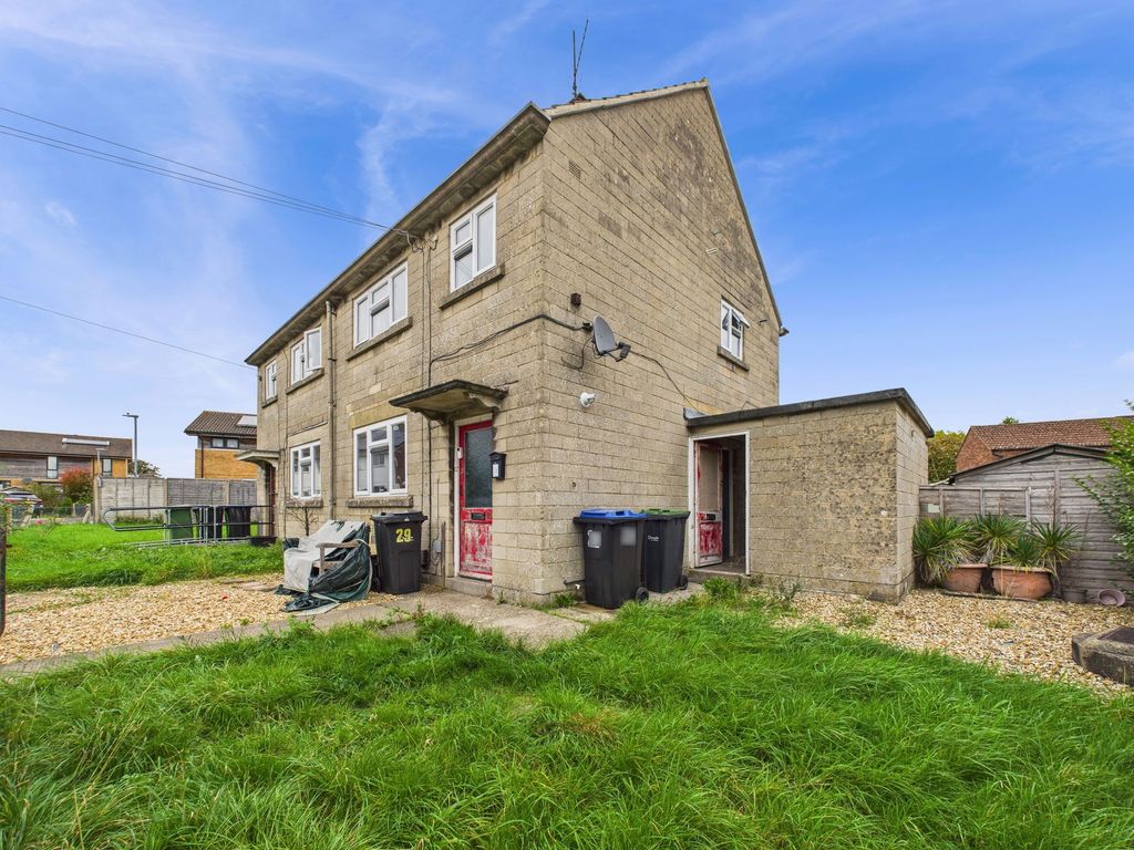 Property photo 2 of 14