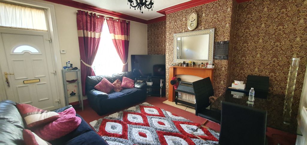 Property photo 2 of 14