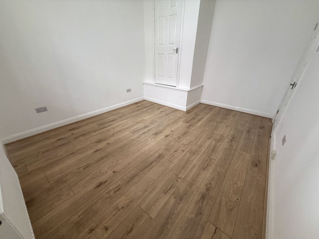 Property photo 1 of 13 12-Img_4434