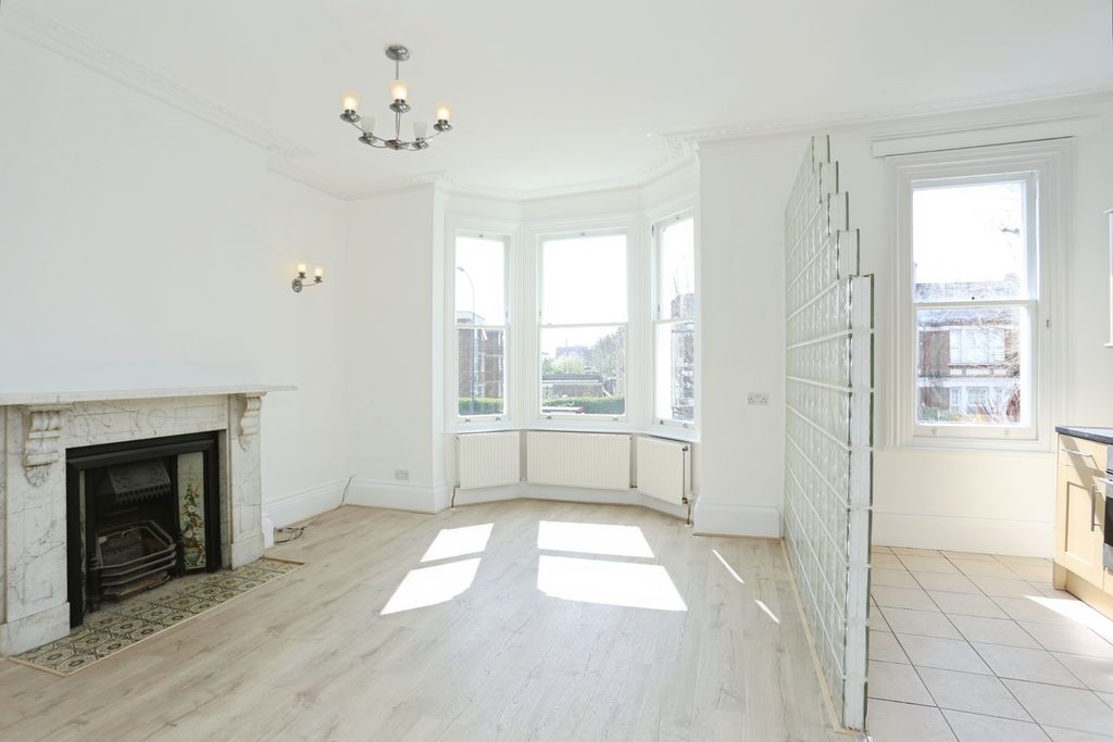 Property photo 3 of 16 Img_2401