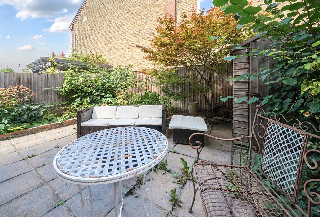 Property photo 3 of 12 1344474-2-68B052d...