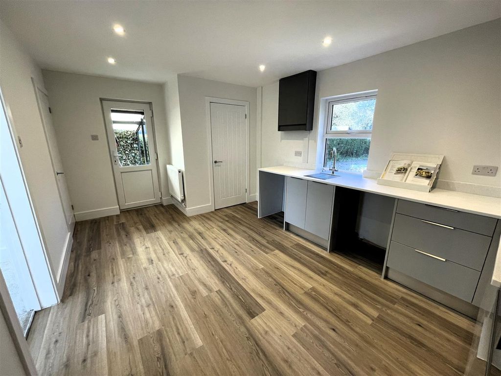 Property photo 3 of 14 Img_8625.Jpg