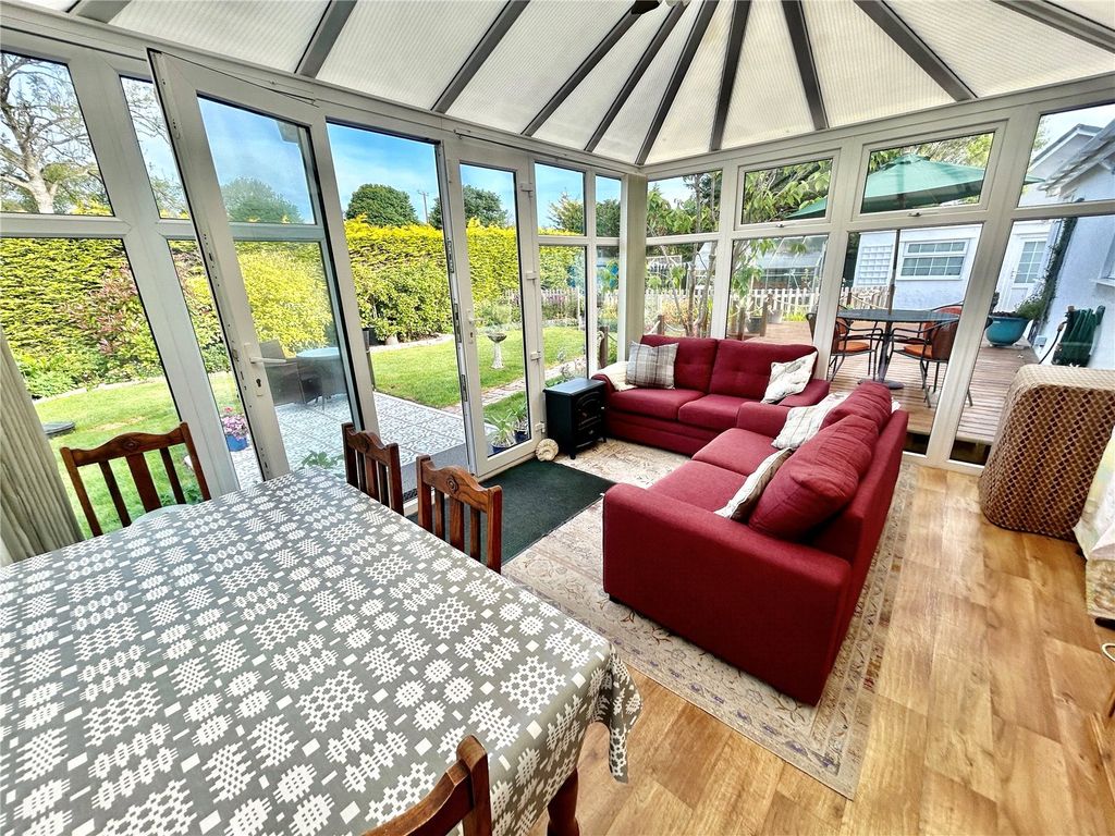 Property photo 3 of 16 Picture No. 24