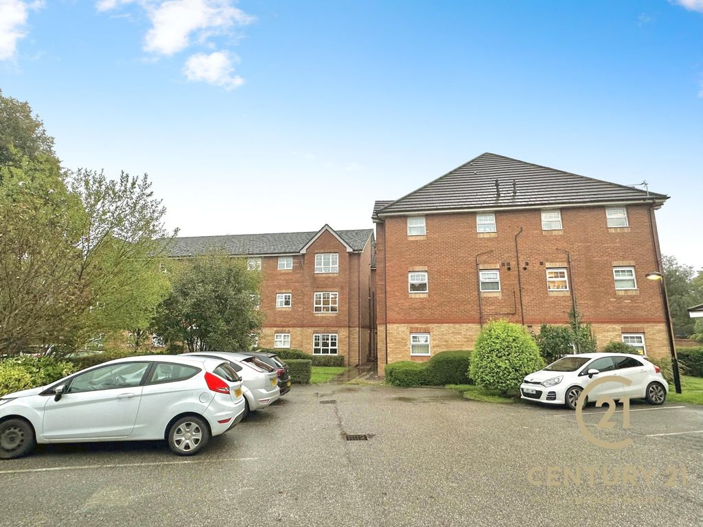 Property photo 2 of 13