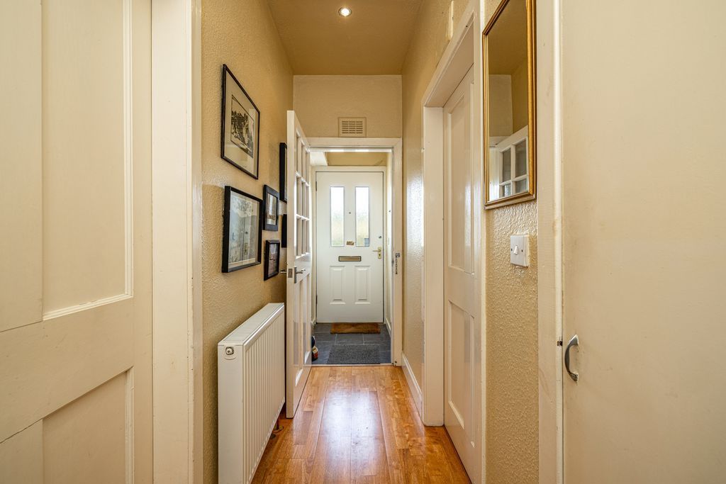 Property photo 2 of 27 Reception Hall To Vestibule