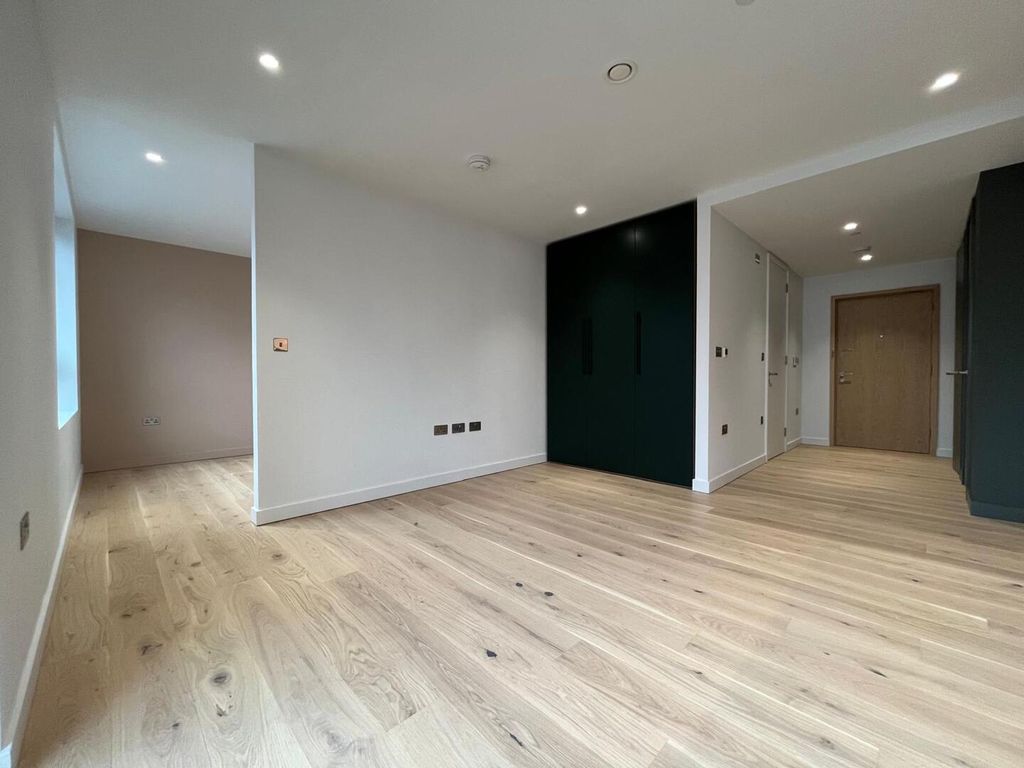 Property photo 3 of 13 Living Room