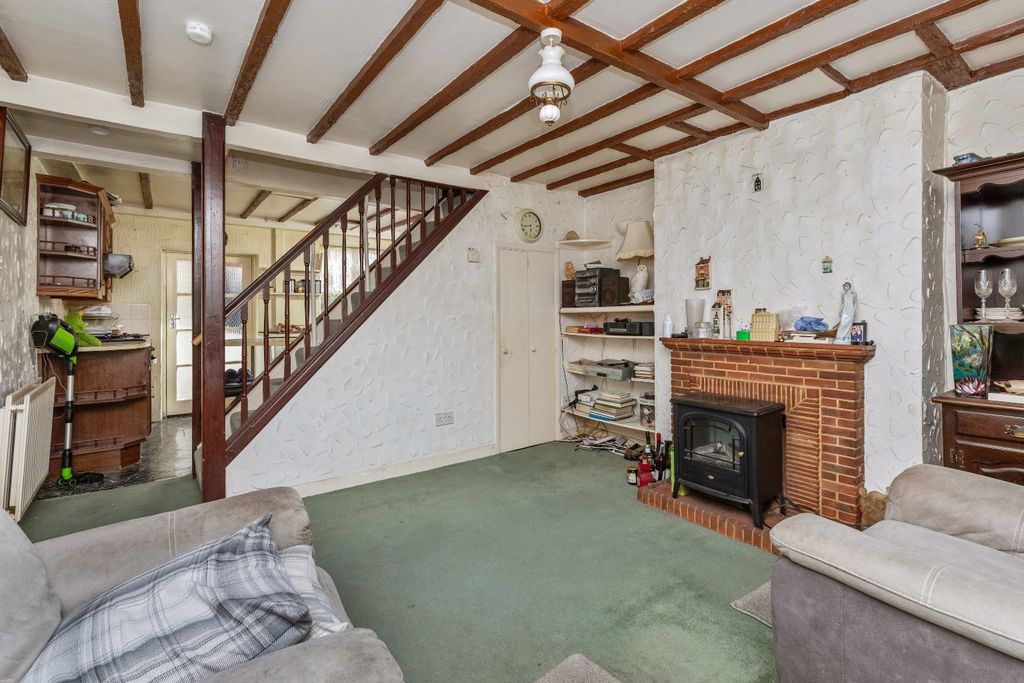 Property photo 2 of 11 3957187