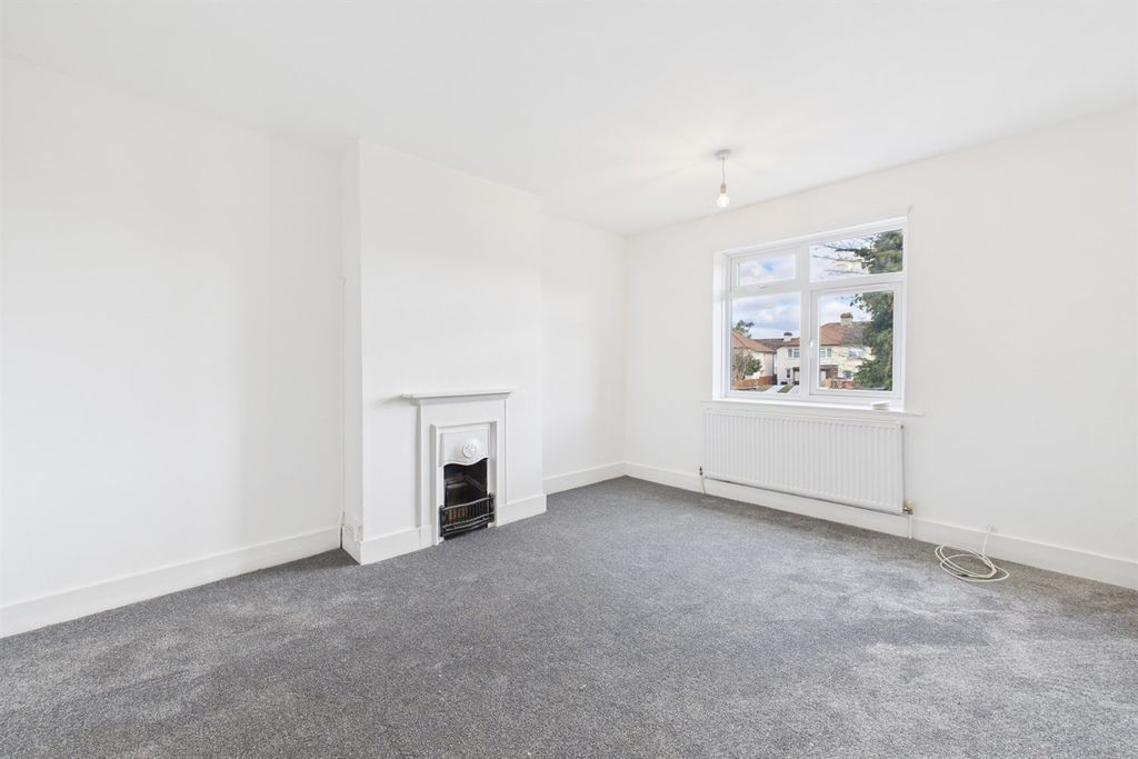 Property photo 3 of 13 Living Room