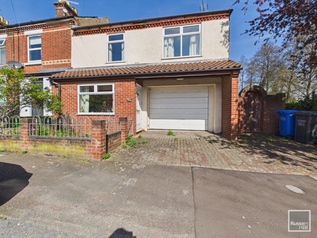Property photo 1 of 22