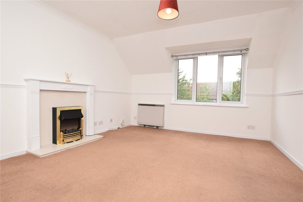 Property photo 3 of 7 Picture No. 02