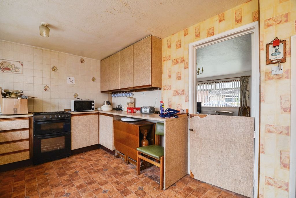 Property photo 2 of 15