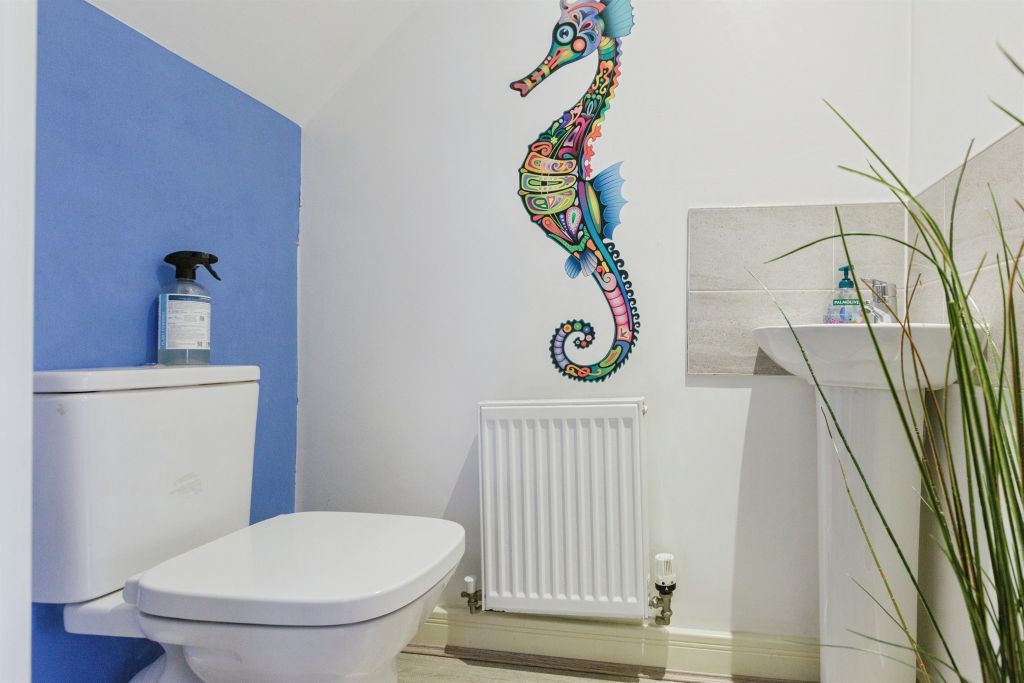 Property photo 3 of 17 Entrance Hall/Study