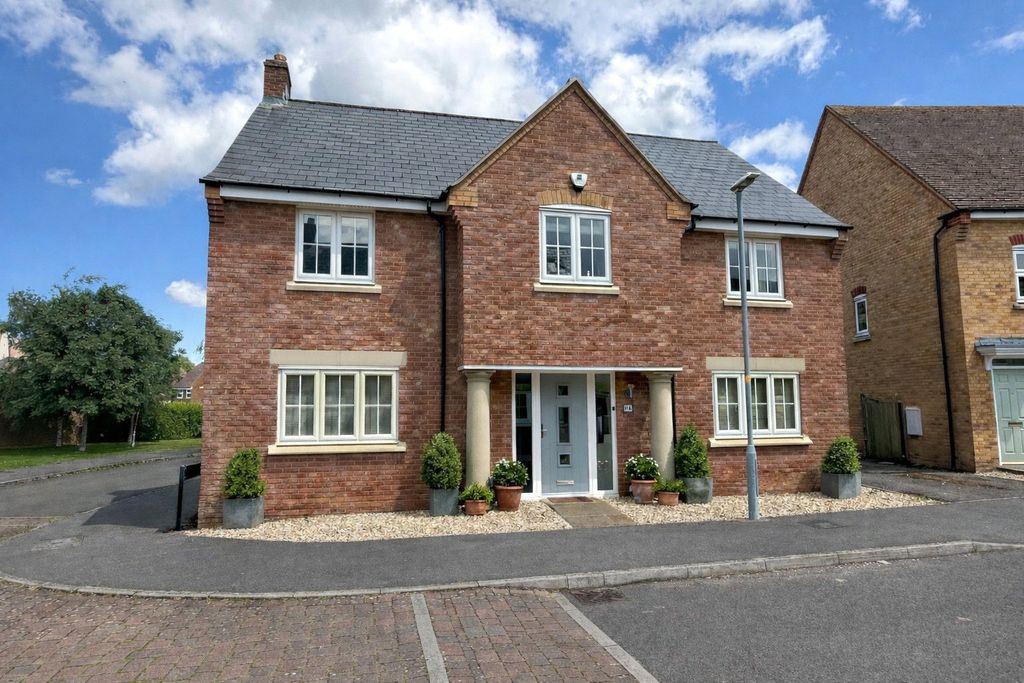 Property photo 1 of 17 Picture No. 21