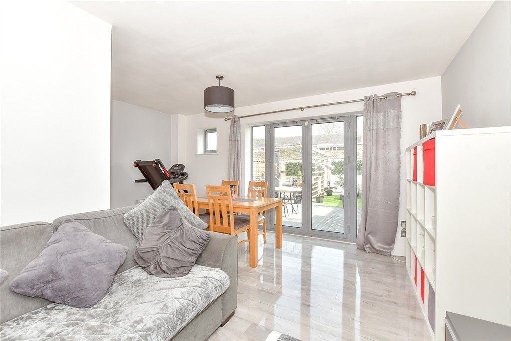 Property photo 3 of 12 Lounge/Dining Room