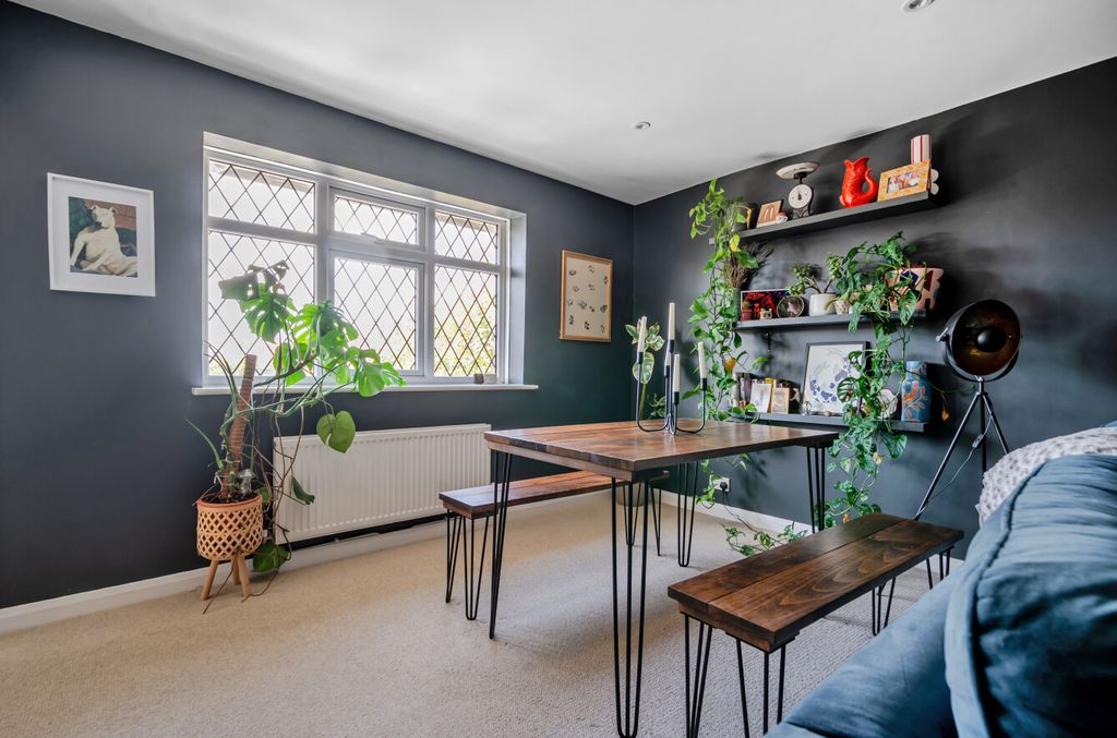 Property photo 3 of 15 1527767-23-1A0F76...
