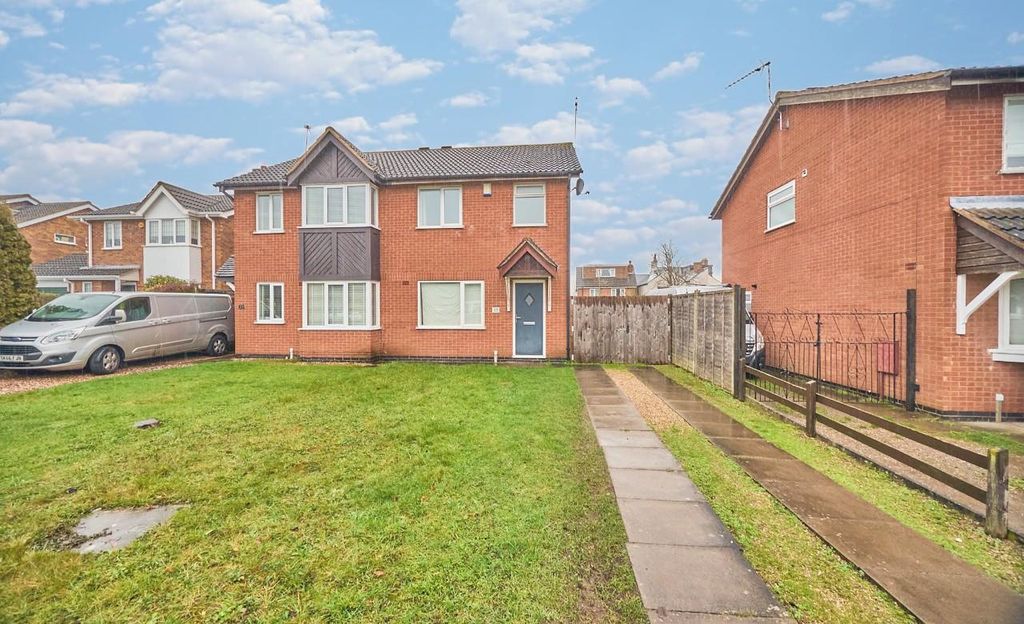 Property photo 1 of 9 Front.Jpg