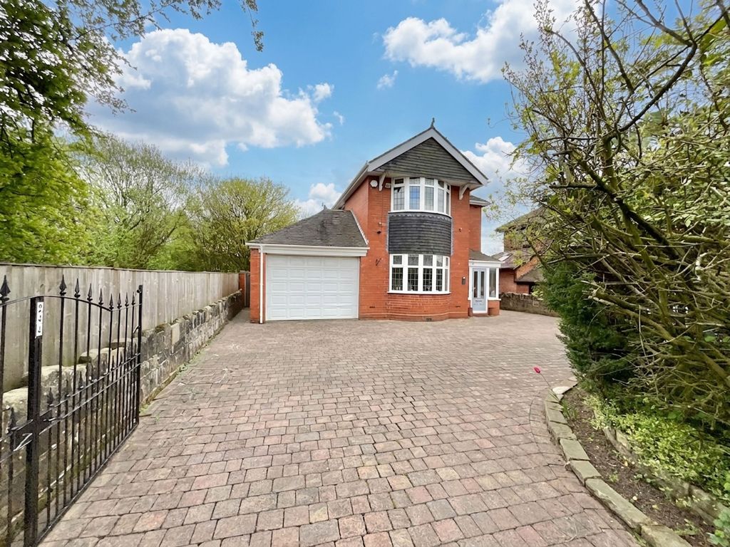 Property photo 1 of 41