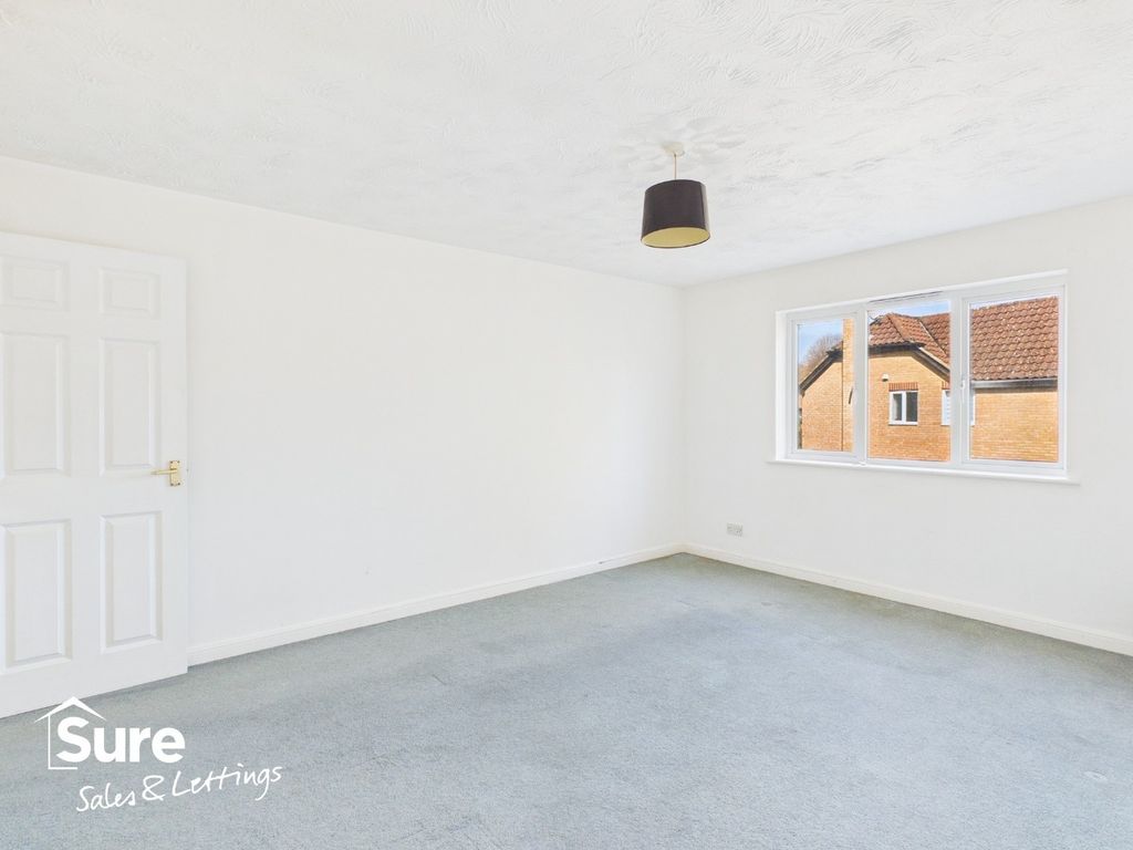 Property photo 2 of 28 5048633