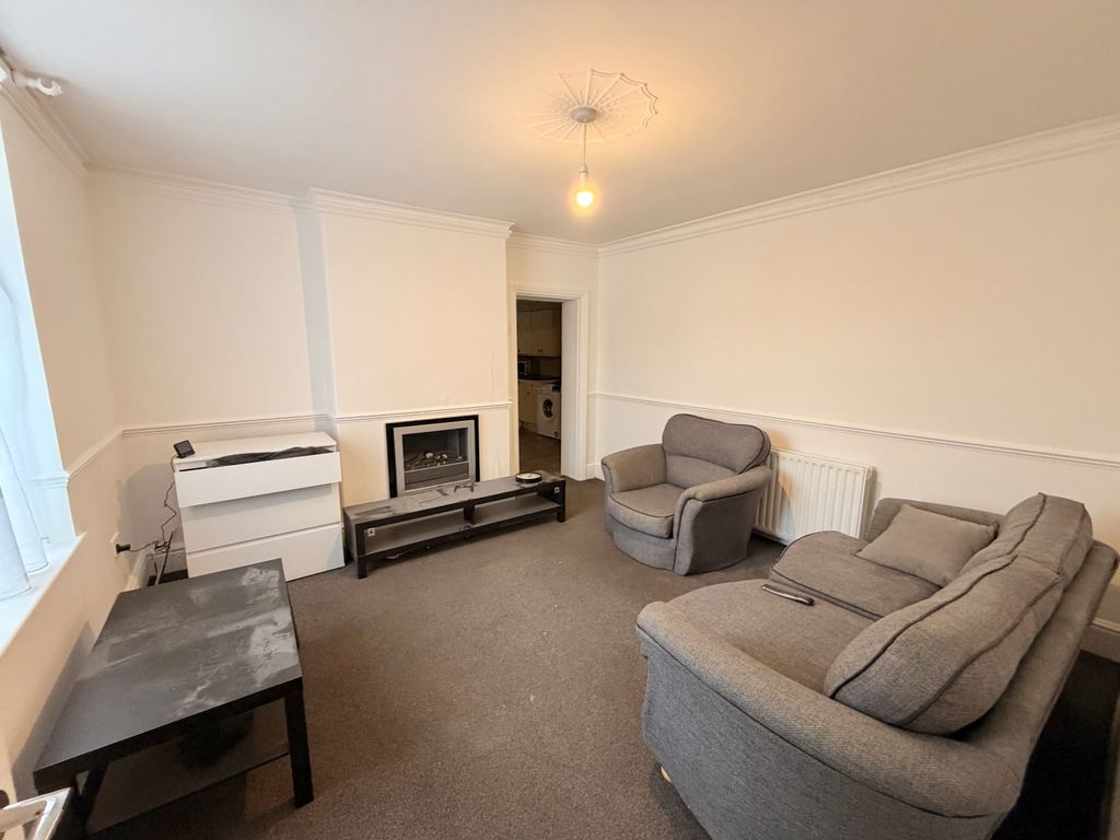 Property photo 3 of 9 Picture No. 01