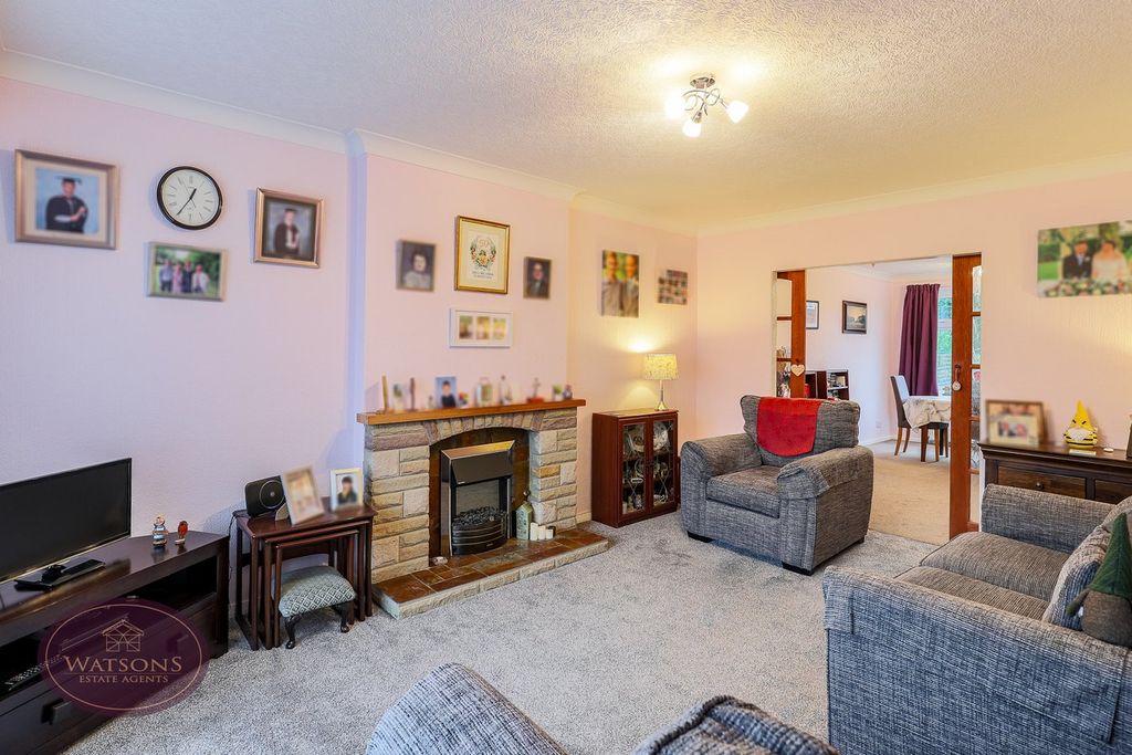 Property photo 3 of 26