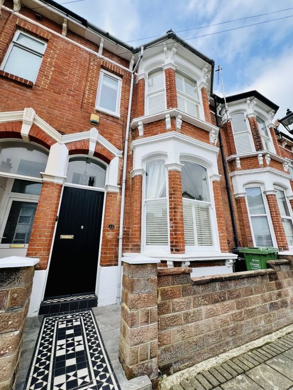 Property photo 1 of 24