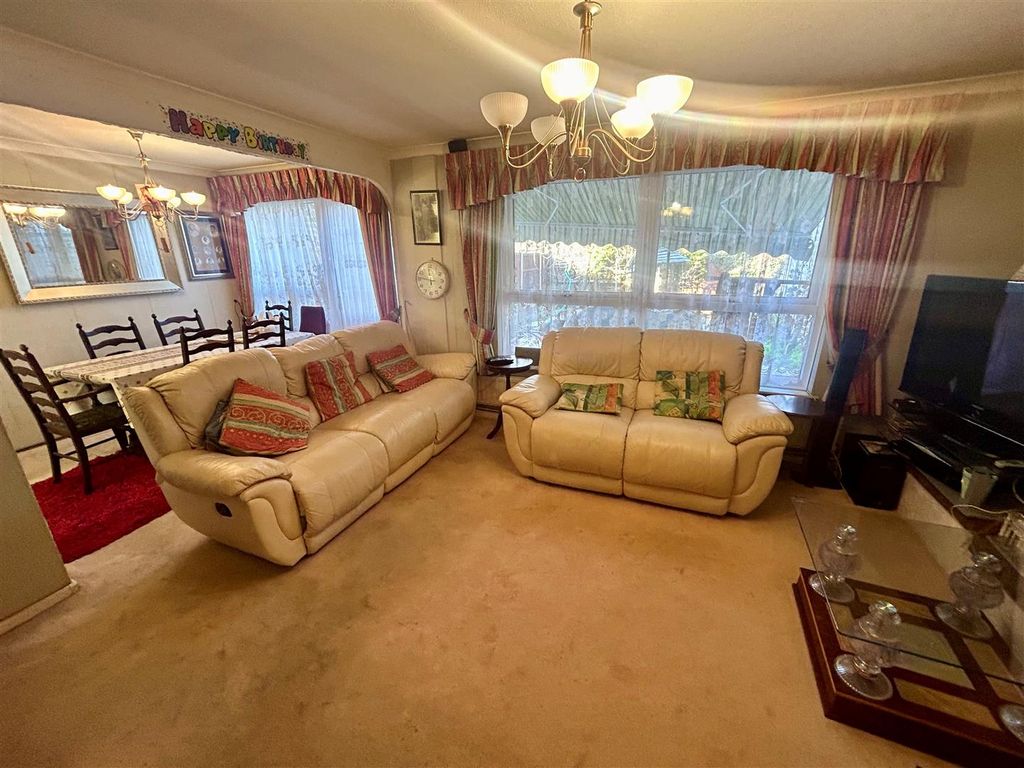 Property photo 2 of 12 2.Jpg