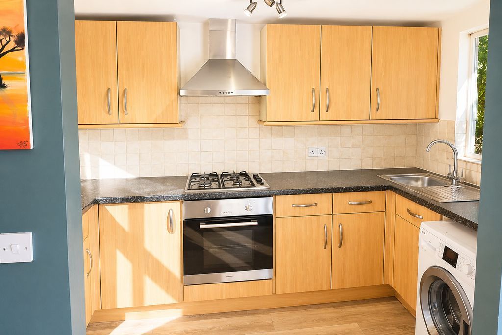 Property photo 3 of 7 Photo 3