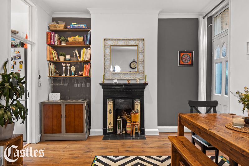 Property photo 2 of 15 Photo 6