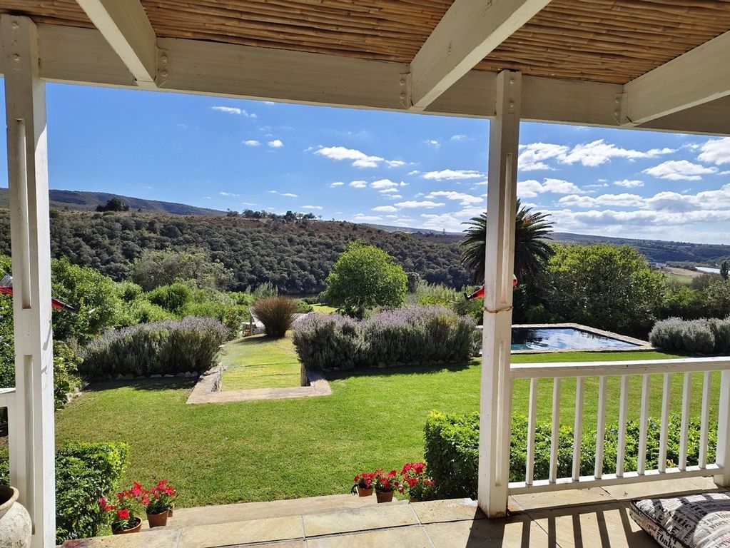 Property photo 1 of 67