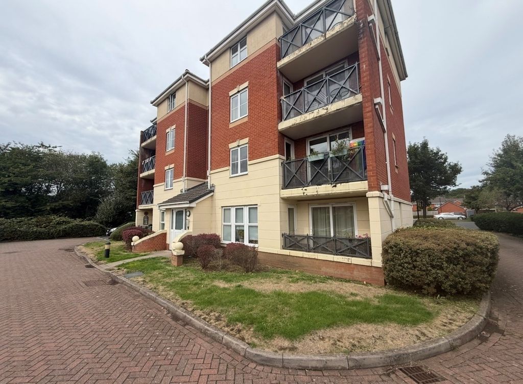 Property photo 1 of 15