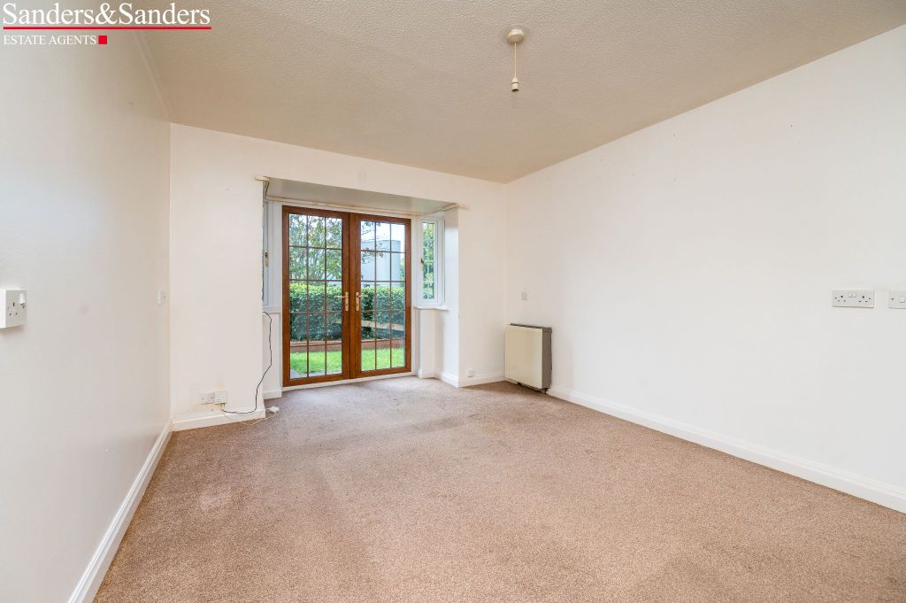 Property photo 3 of 18 Photograph 3