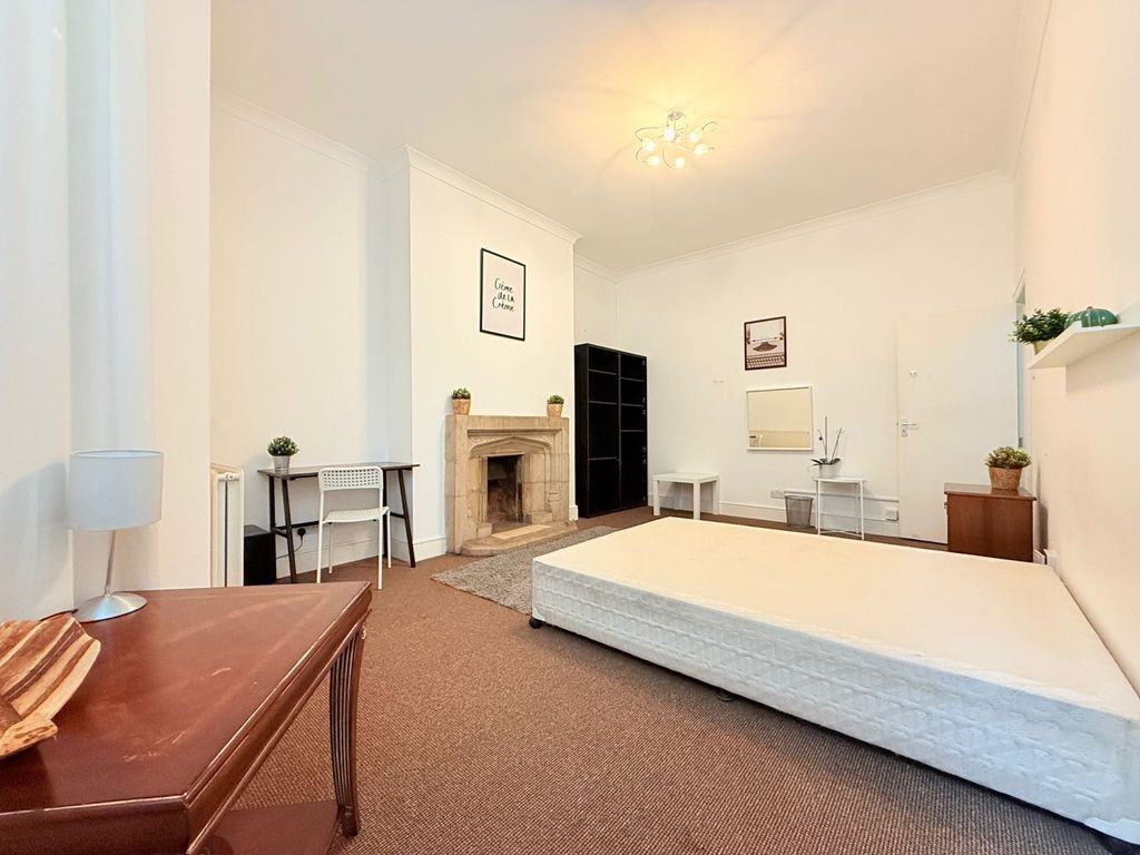 Property photo 2 of 6 Whatsapp Image 2025-10-27 At 14.45.13 (3)