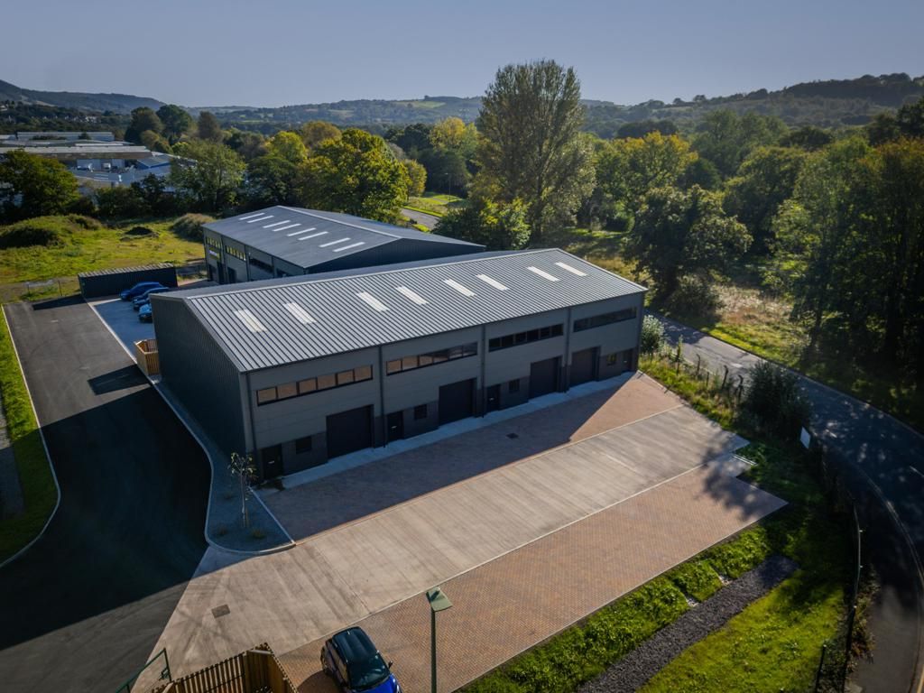 Property photo 3 of 7 Photo 10