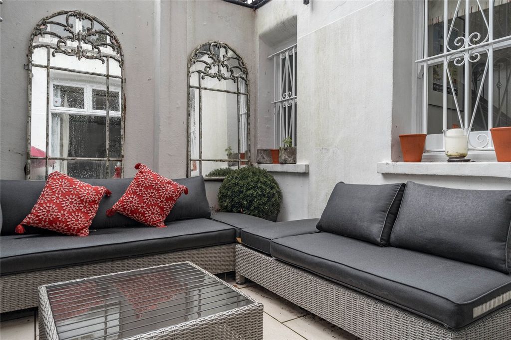 Property photo 3 of 13 Patio