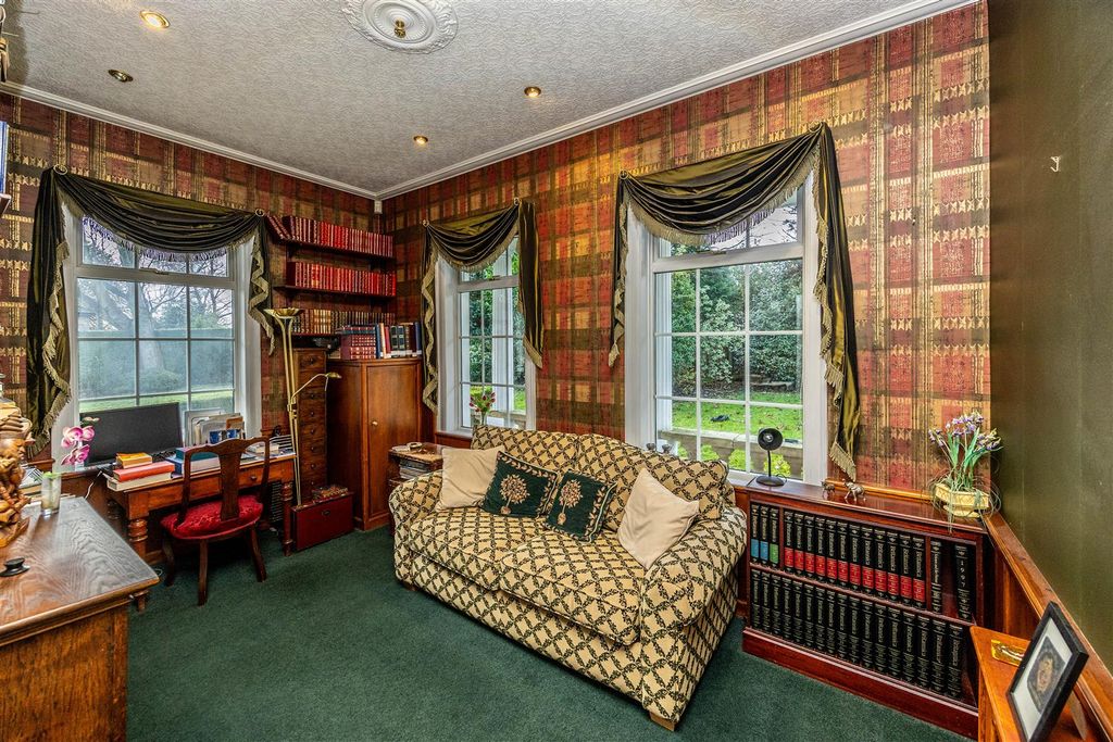 Additional image 17 of 4 bed property for saleWoodside Road, Huddersfield HD4