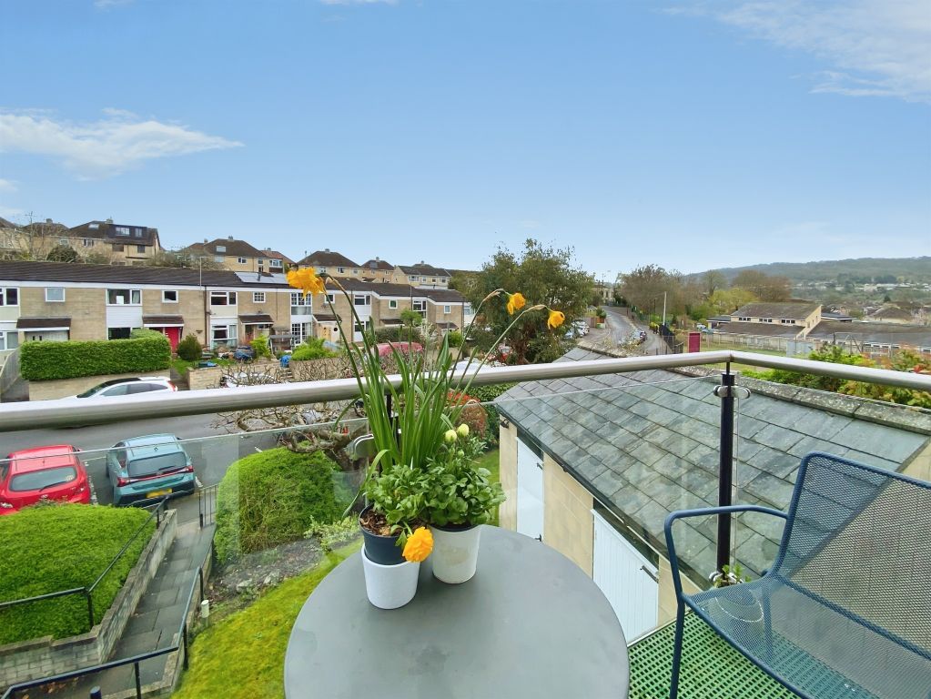 Property photo 2 of 19