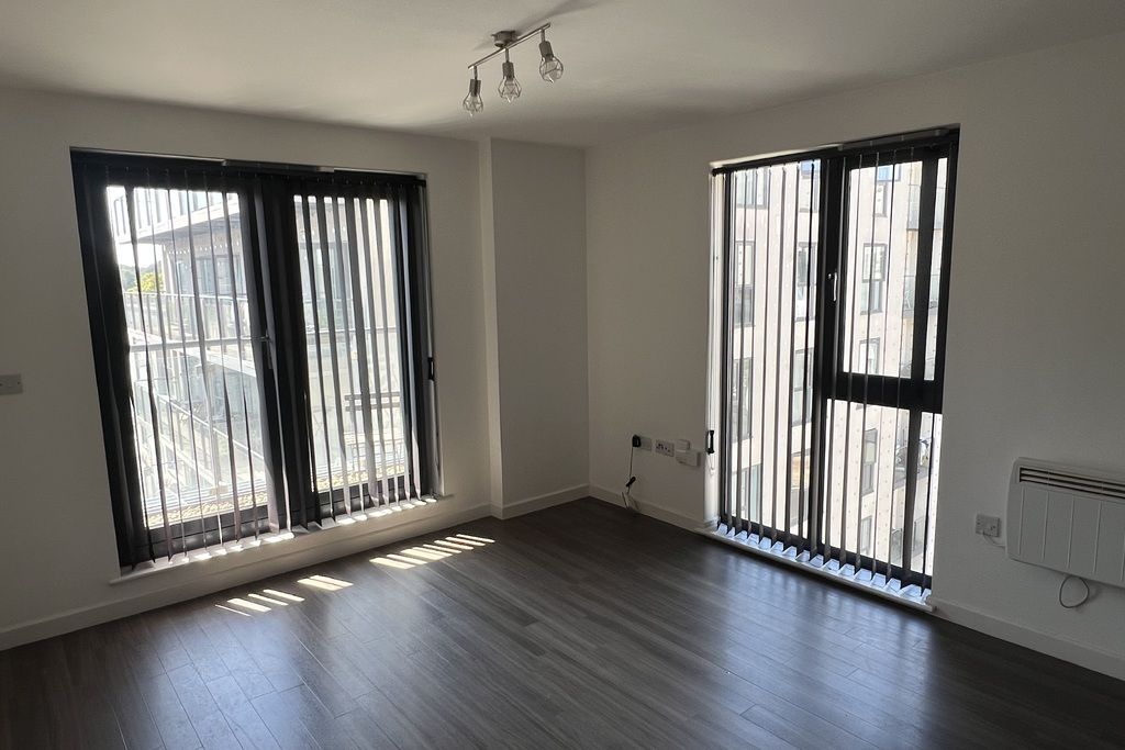 Property photo 2 of 7