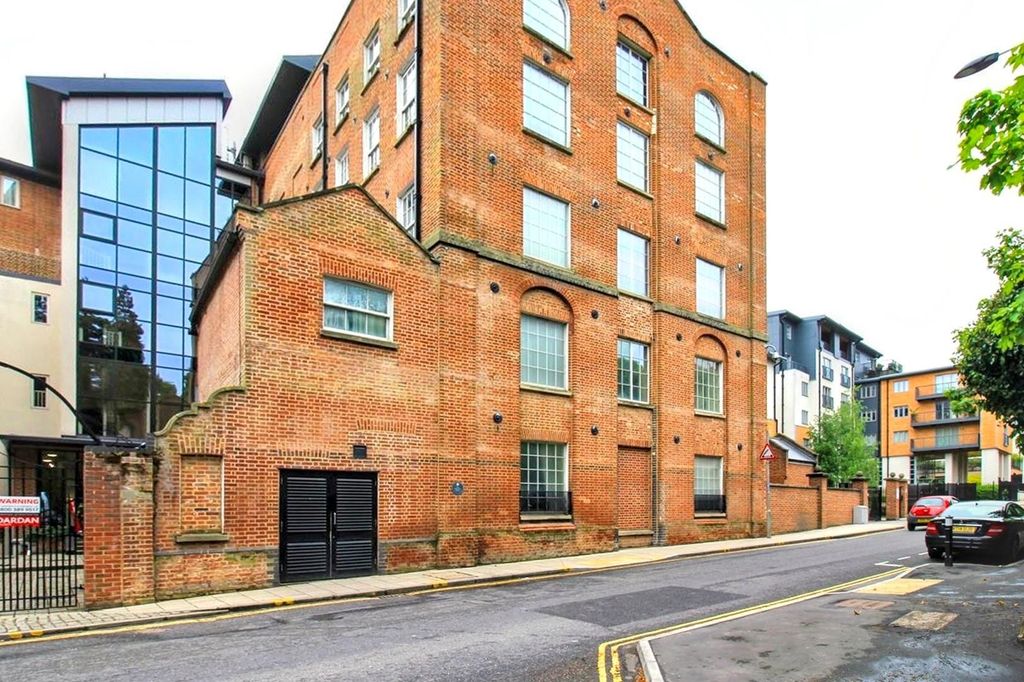 Property photo 2 of 17 2 (1).Jpg