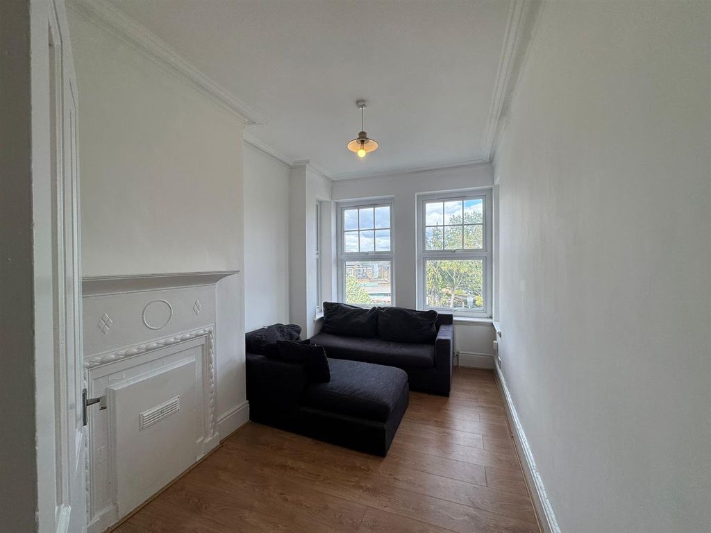 Property photo 3 of 8 Whatsapp Image 2026-04-20 At 13.48.59 (4).Jpeg