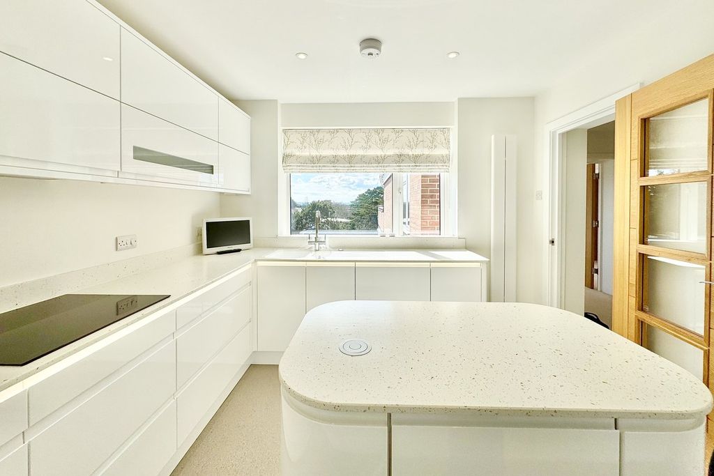 Additional image 12 of 4 bed flat for saleWestern Road, Branksome Park, Poole BH13