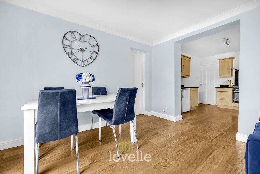 Property photo 3 of 30