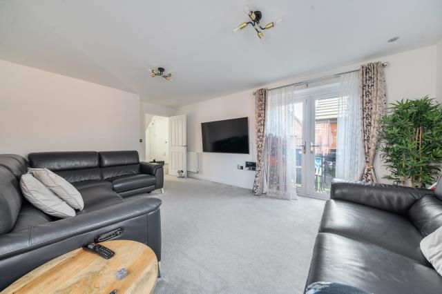 Property photo 3 of 23 Reception Room