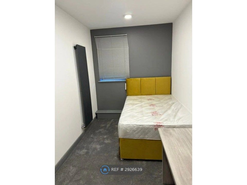 Property photo 2 of 3